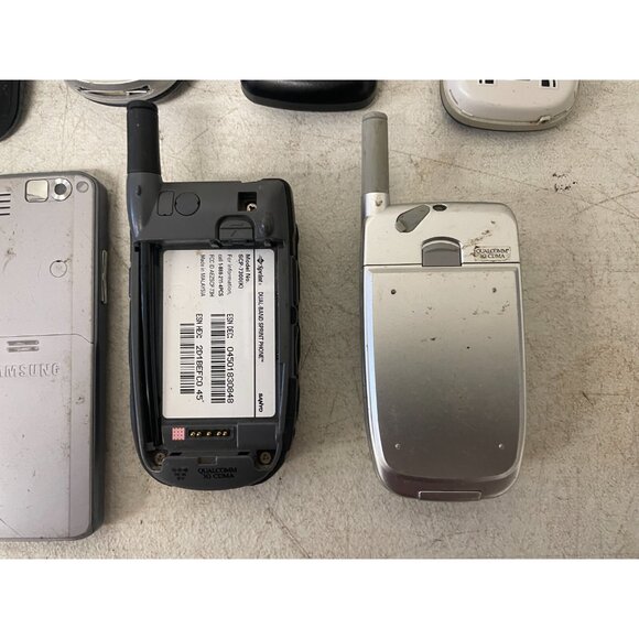 LOT OF 9 CELL PHONES SAMSUNG LG MOTOROLA HTC ALCATEL ETC SOLD AS IS F6.5 - Picture 8 of 10